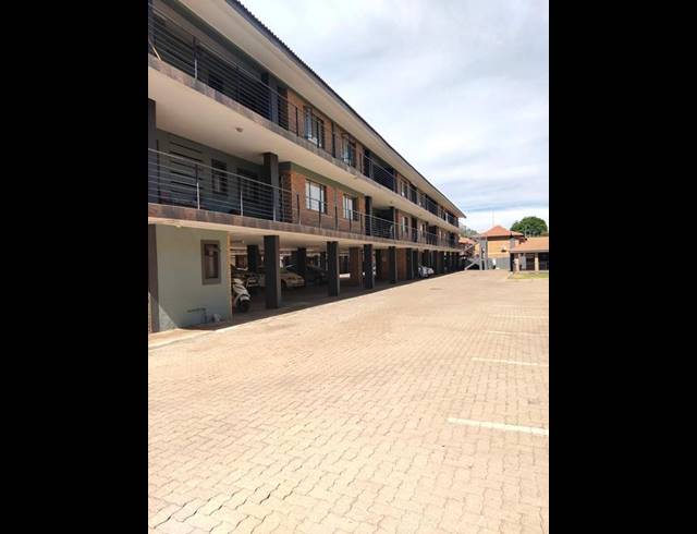 1 BEDROOM PROPERTY TO RENT IN BULT WEST